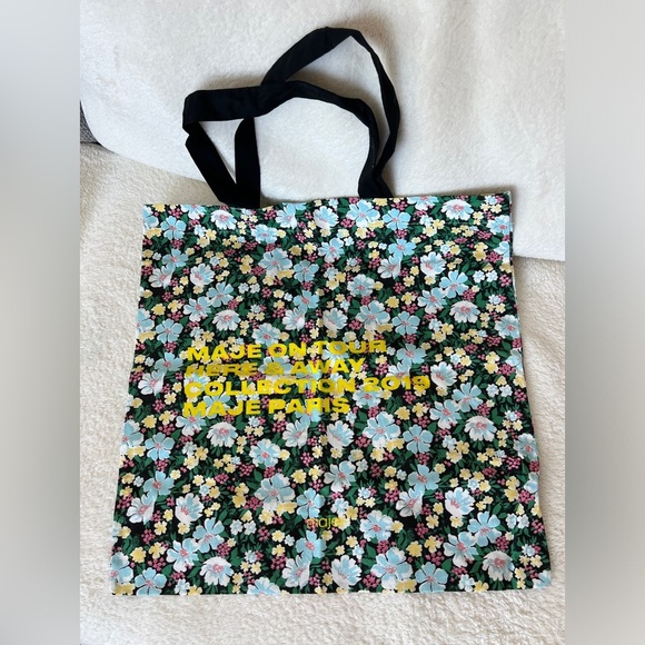 Maje On Tour Here & Away Collection 2019 Maje Paris Tote Bag - Picture 1 of 3
